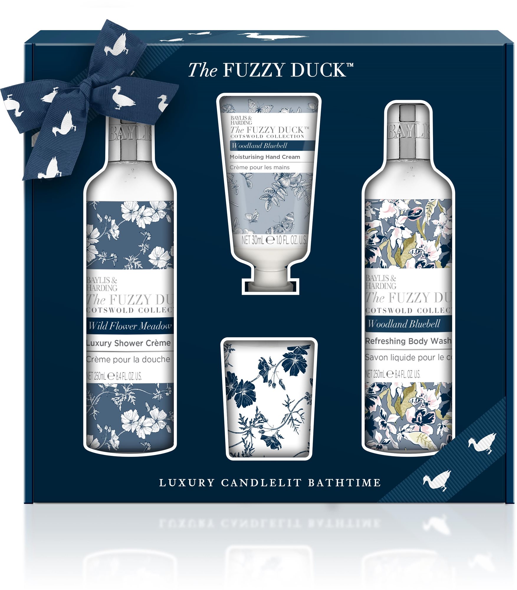 Kozmetikai ajándékcsomag BAYLIS & HARDING Testápoló készlet gyertyával - The Fuzzy Duck Cotswold Floral