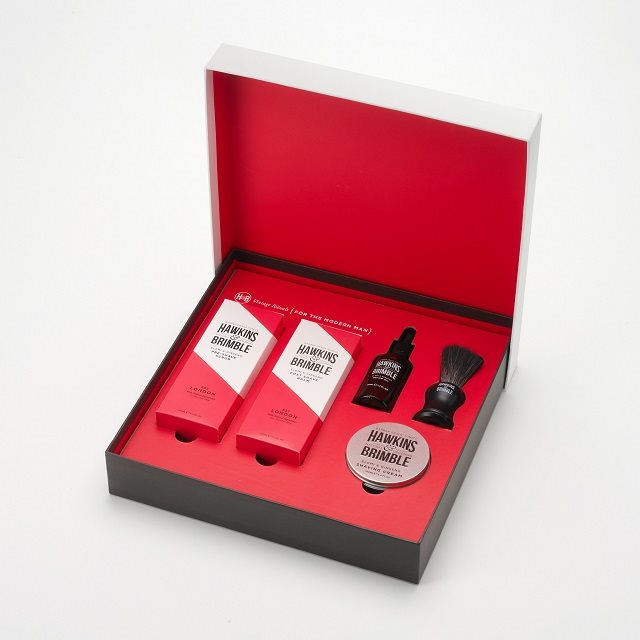 Kozmetikai ajándékcsomag HAWKINS & BRIMBLE Natural Grooming Set +Borotválkozó pamacs